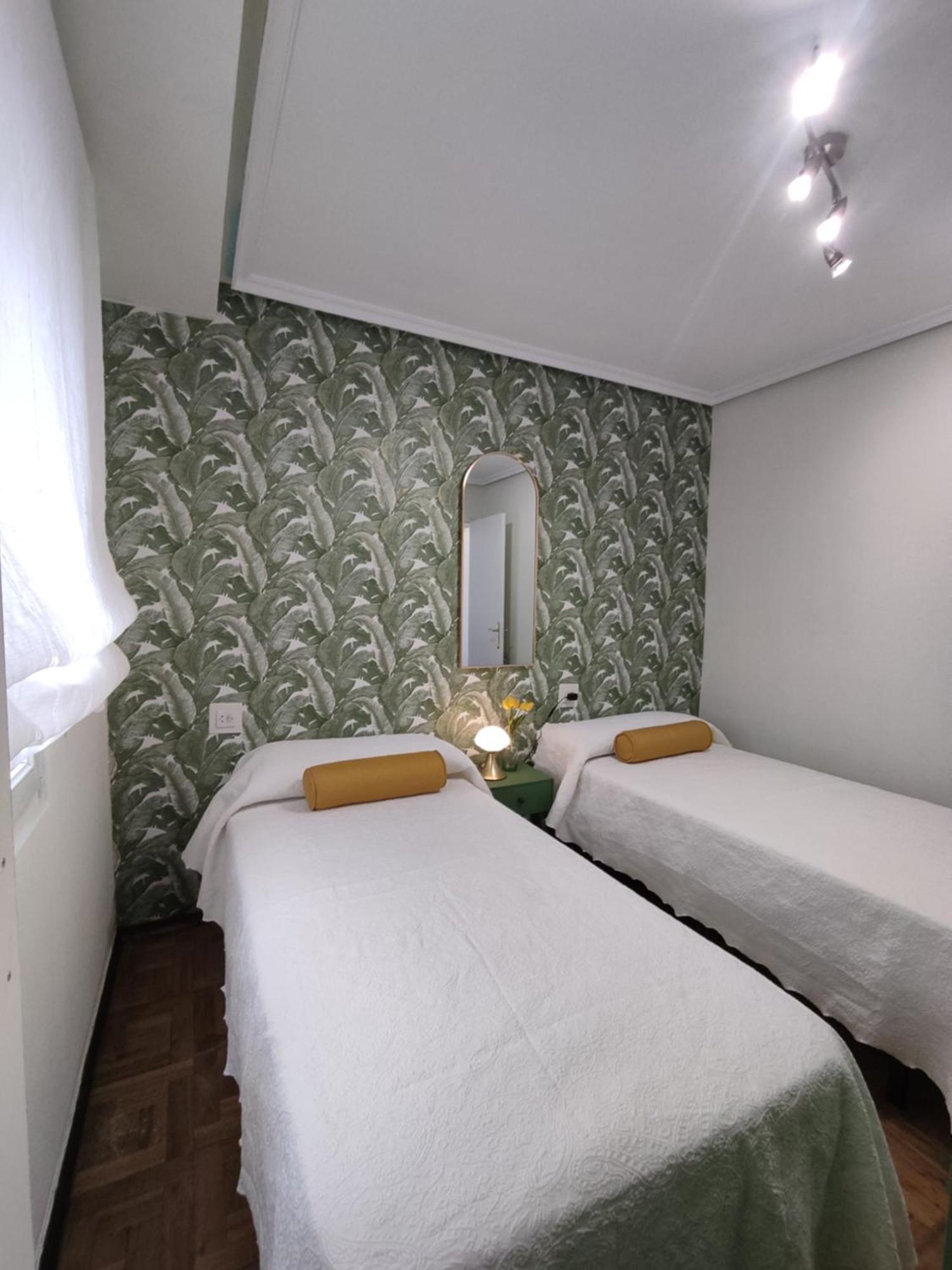 Apartamento Centrico Con Wifi Aviles Exterior photo